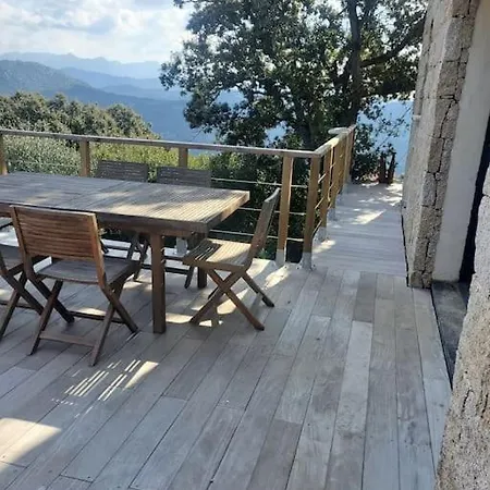 Meuble De Tourisme Avec Terrasse Vue Montagne Grossa