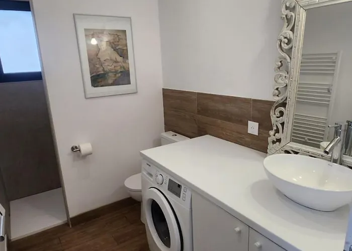 Meuble De Tourisme Avec Terrasse Vue Montagne Apartamento Grossa
